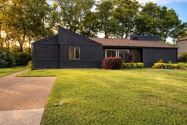 510 Doral Country Dr, Nashville, TN 37221