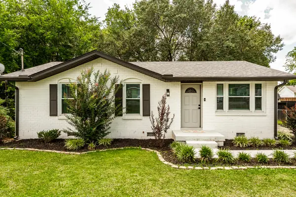 1308 Knoll Ln, Lebanon, TN 37087