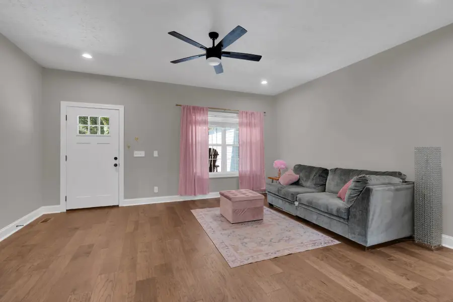 1147 Mount Herman Rd, Shelbyville, TN 37160 - #2