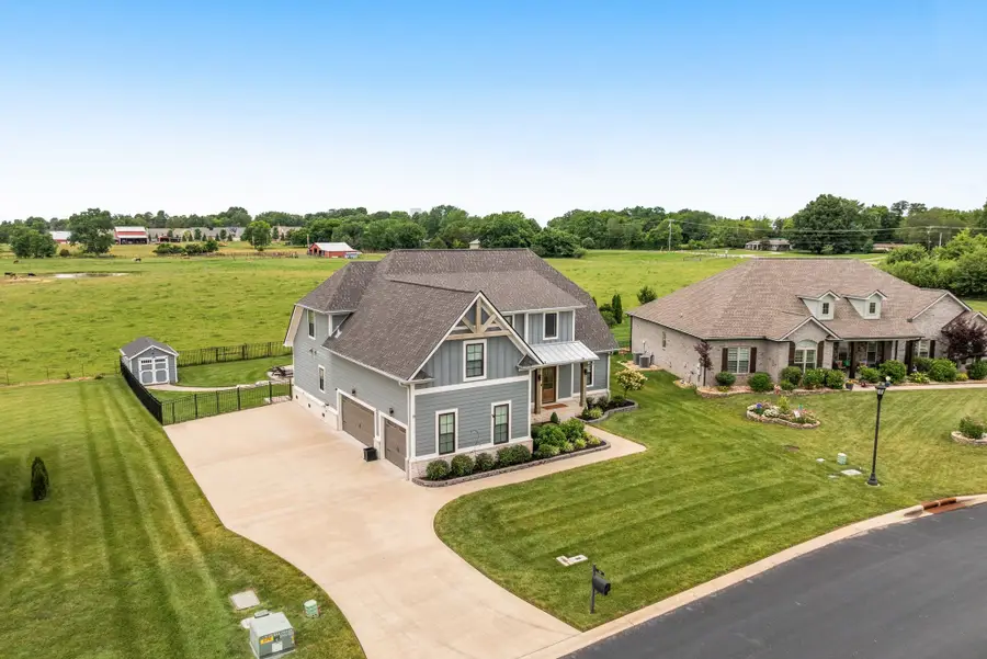420 Shaes Way, Clarksville, TN 37043 - #2