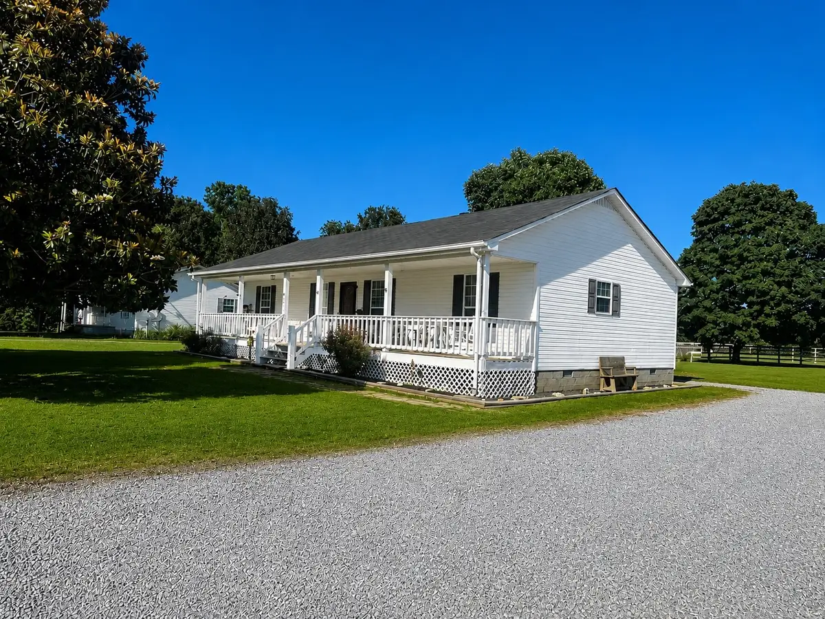 225 Woodbury Hwy, Liberty, TN 37095 - #1