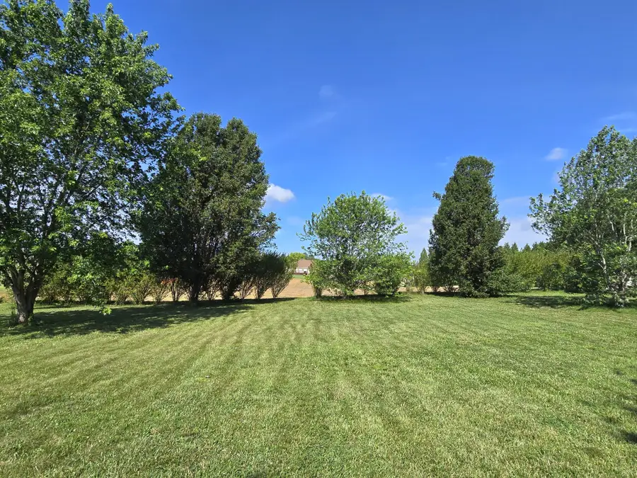 846 Woodstock Ct, Clarksville, TN 37040 - #3