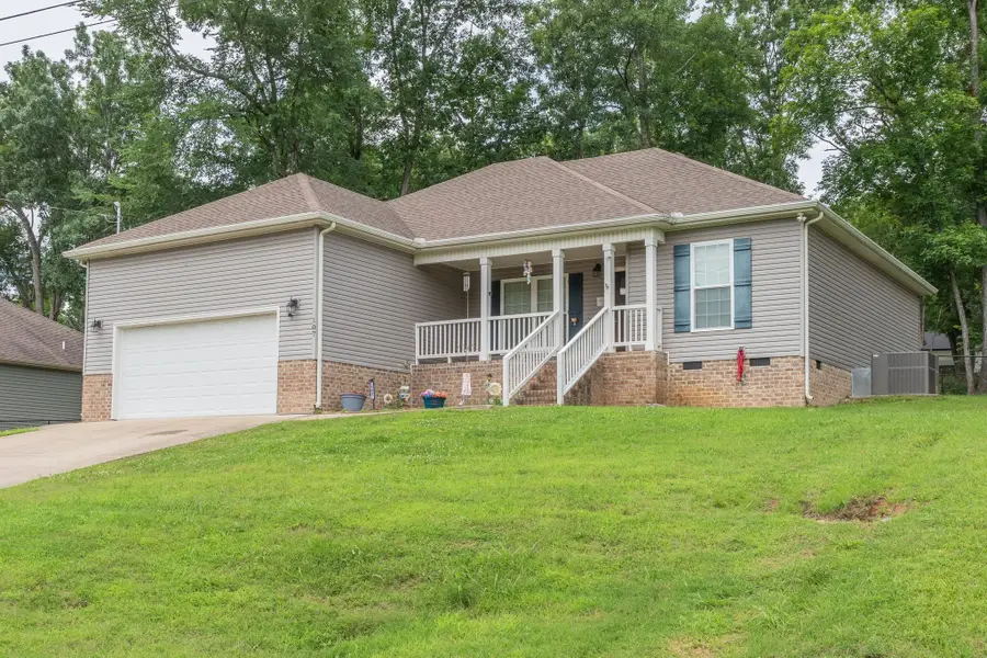 107 Doak St, Shelbyville, TN 37160 - #2