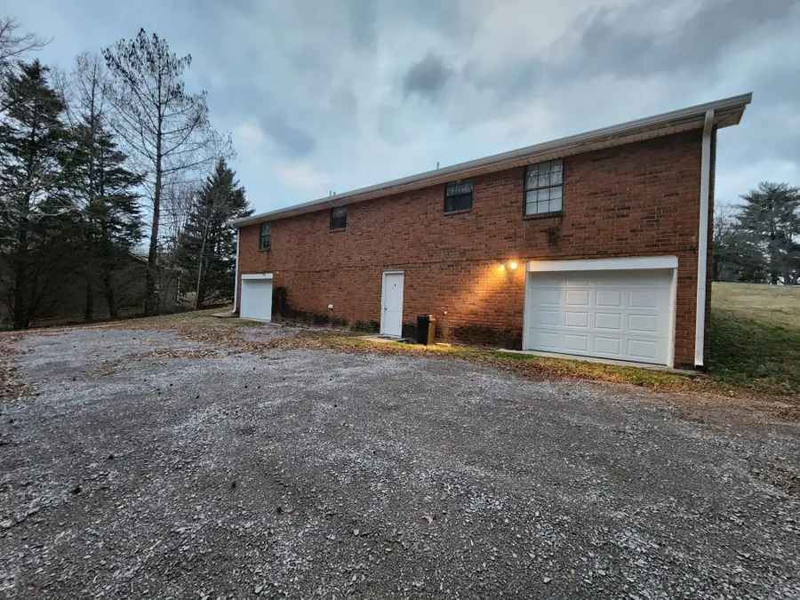 698 Frankfort Dr, Hermitage, TN 37076 - #2