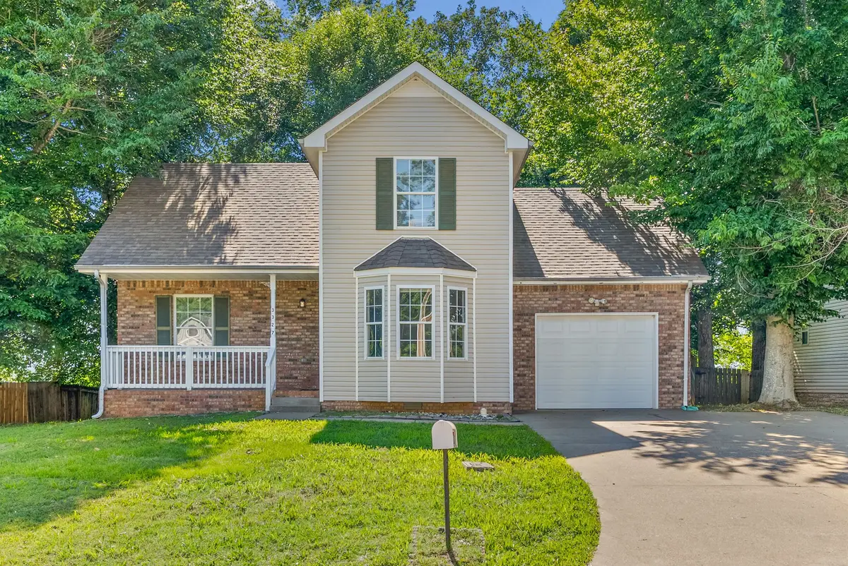 3327 S Senseney Cir, Clarksville, TN 37042 - #1