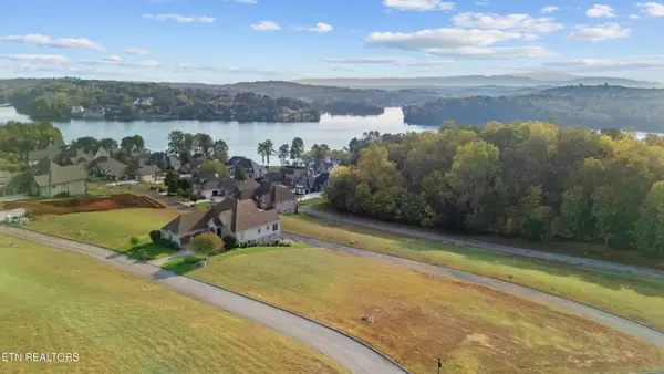 220 Grandville Court, Vonore, TN 37885