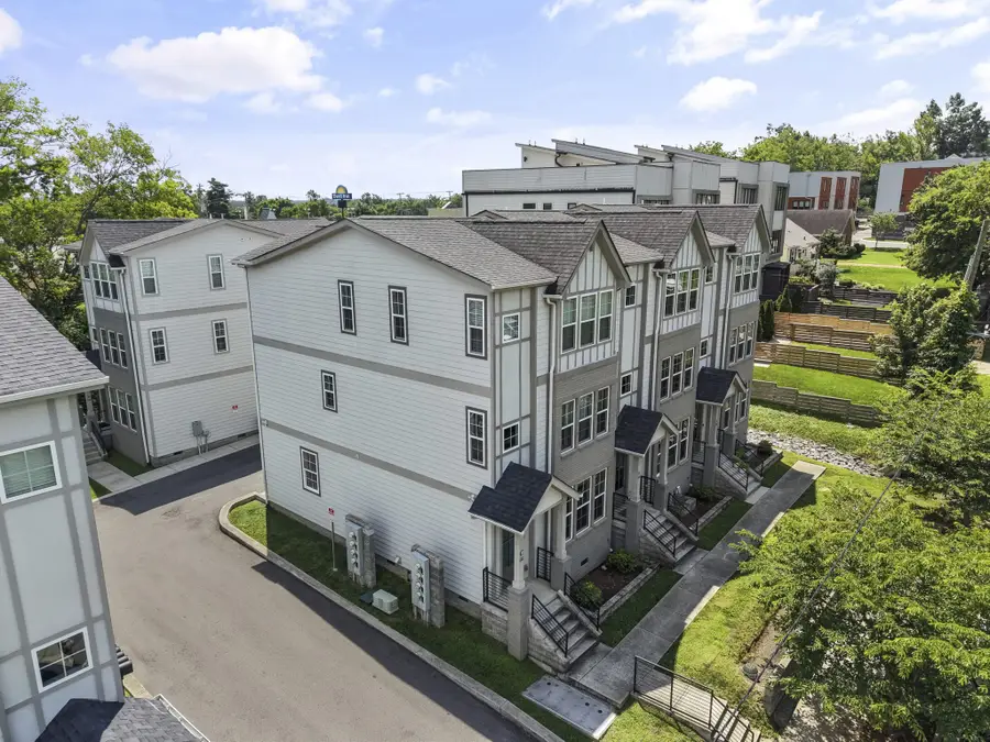 122C Oceola Ave, Nashville, TN 37209 - #2