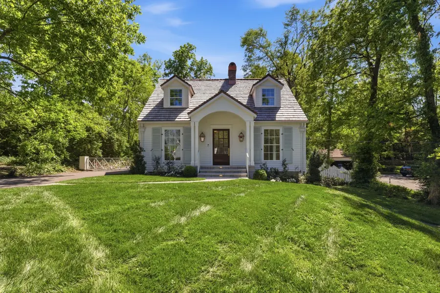 4401 Iroquois Ave, Nashville, TN 37205 - #2