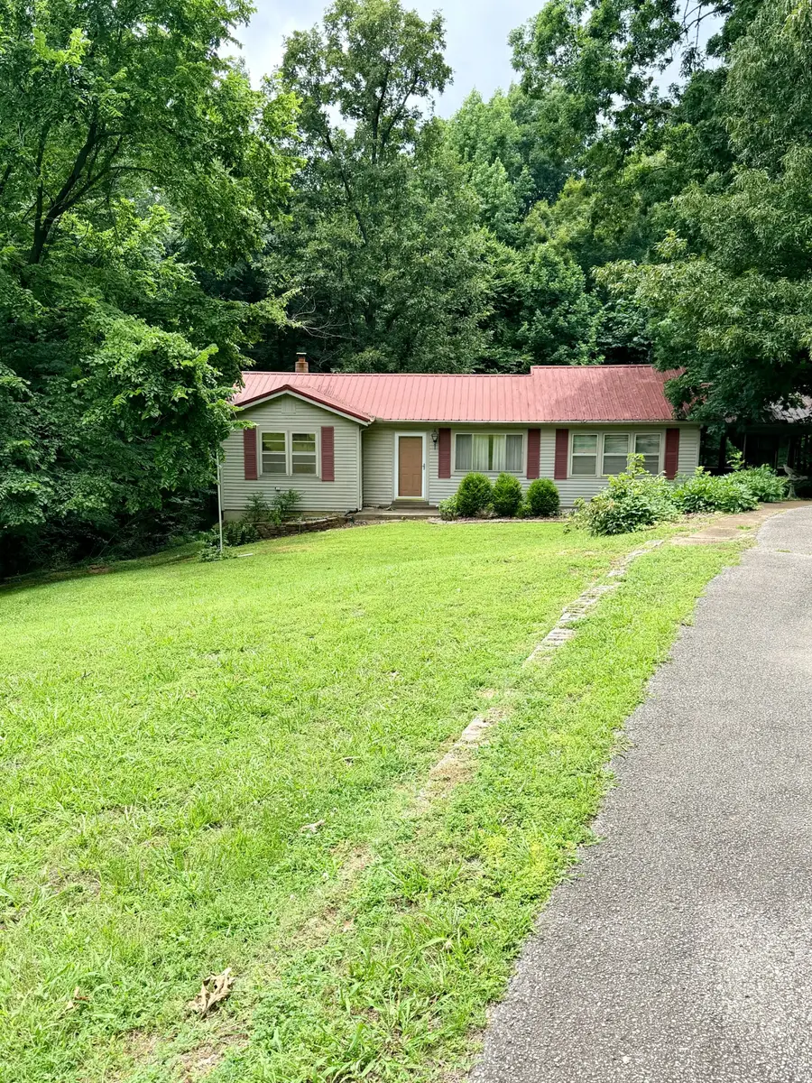 2115 Spring Hill Rd, Paris, TN 38242 - #3