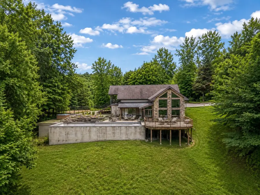 18385 Mccaleb Ln, Primm Springs, TN 38476 - #2