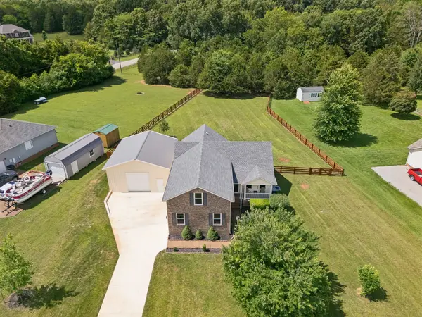 1402 Alyssa Dr, Chapel Hill, TN 37034