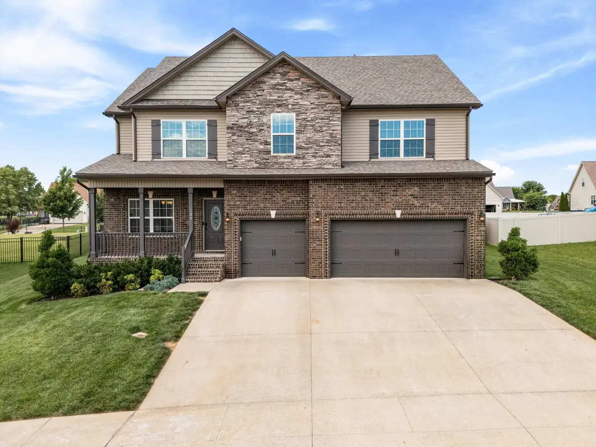 129 Chisum Ct, Clarksville, TN 37043 - #1