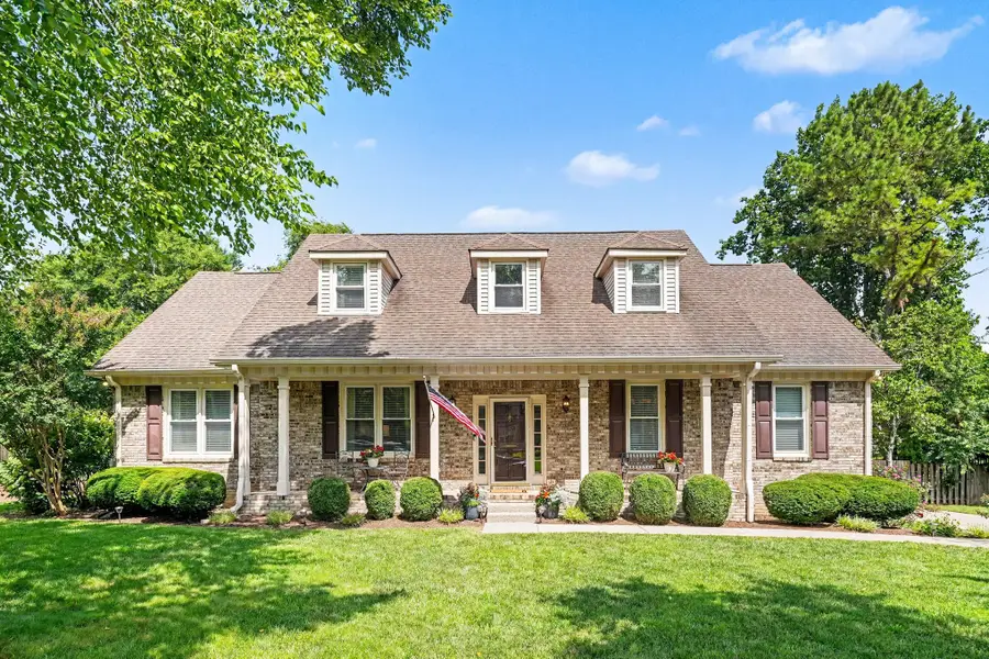 8324 Carriage Hills Dr, Brentwood, TN 37027 - #3