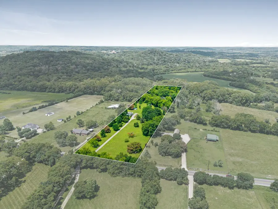 2097 Carters Creek Pike, Franklin, TN 37064 - #2