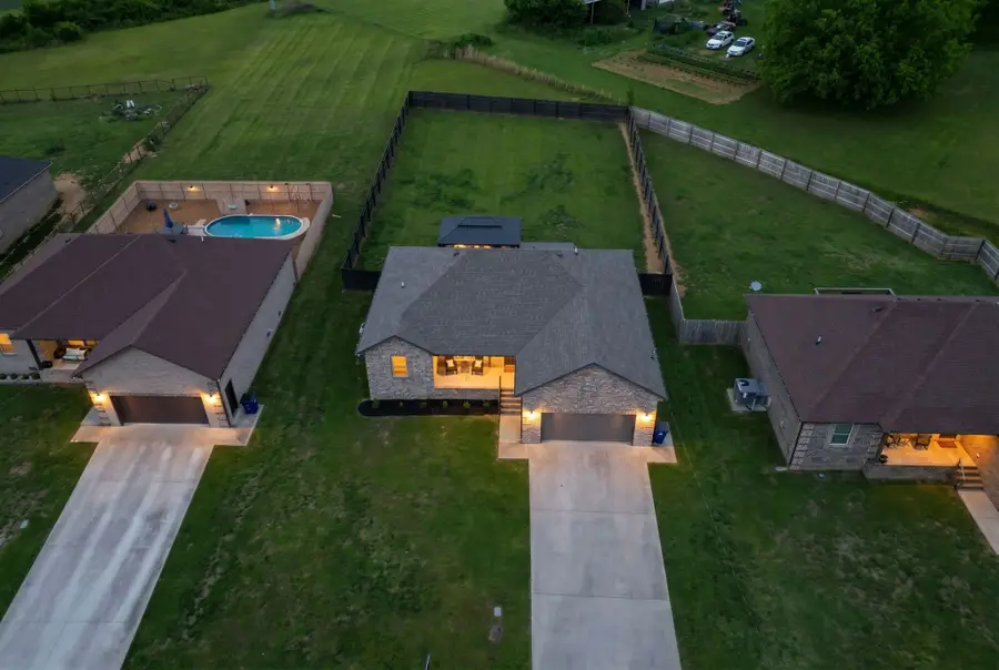108 Smithfield Dr, Shelbyville, TN 37160 - #2