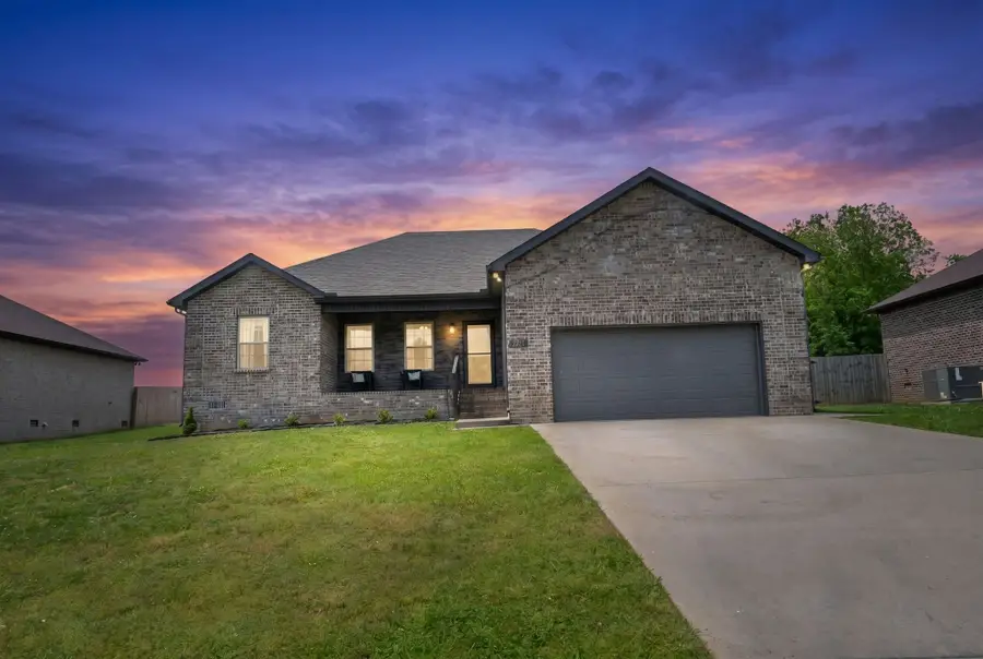 108 Smithfield Dr, Shelbyville, TN 37160 - #3