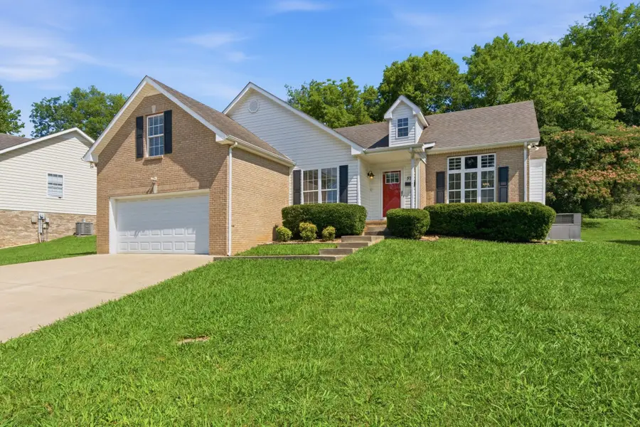 523 Turner Reynolds Ct, Clarksville, TN 37043 - #2