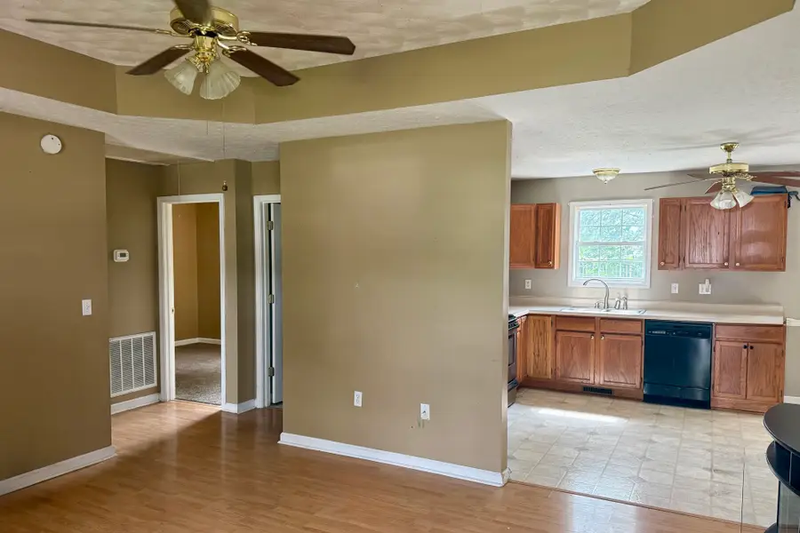 1226 Derek Dr, Franklin, KY 42134 - #3