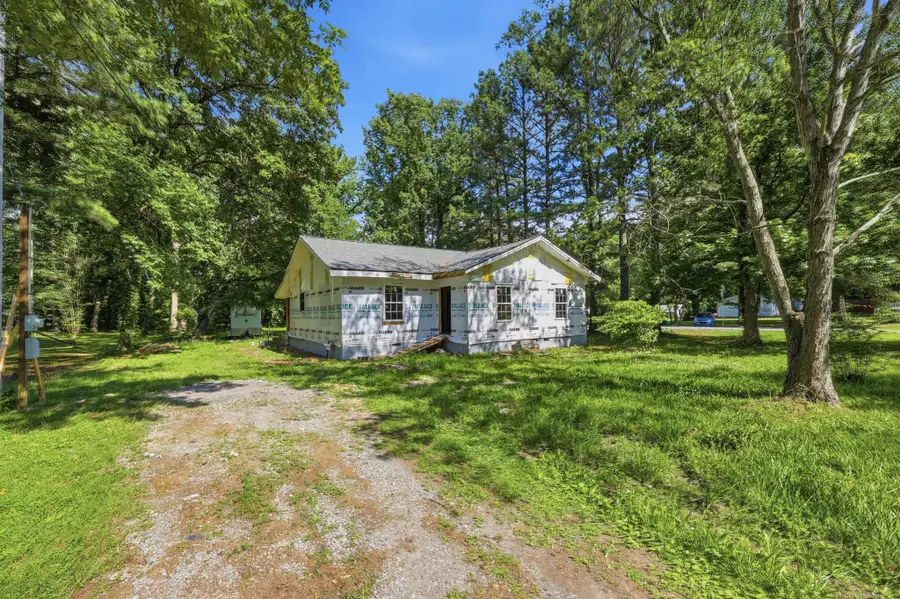 157 Malkowski Rd, Clarksville, TN 37043 - #2