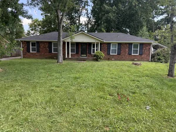 1423 Avon Rd, Murfreesboro, TN 37129