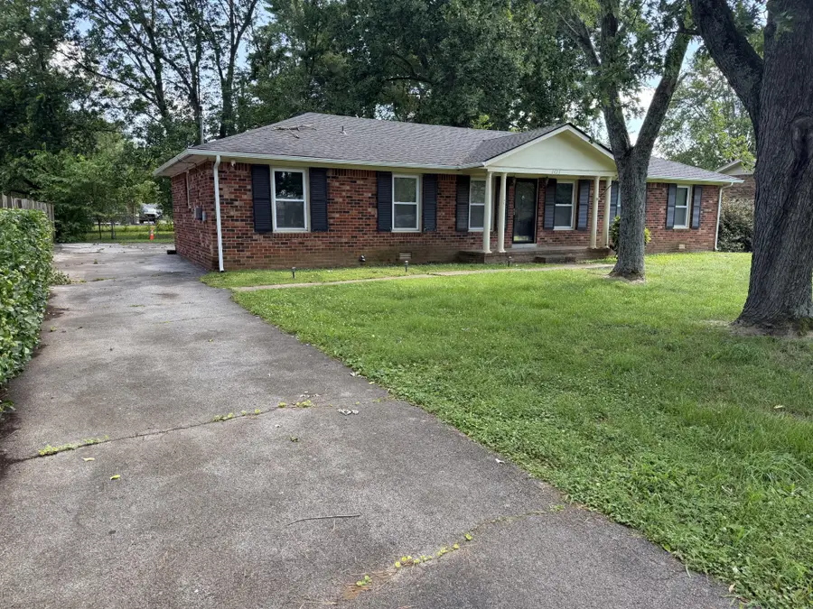 1423 Avon Rd, Murfreesboro, TN 37129 - #2