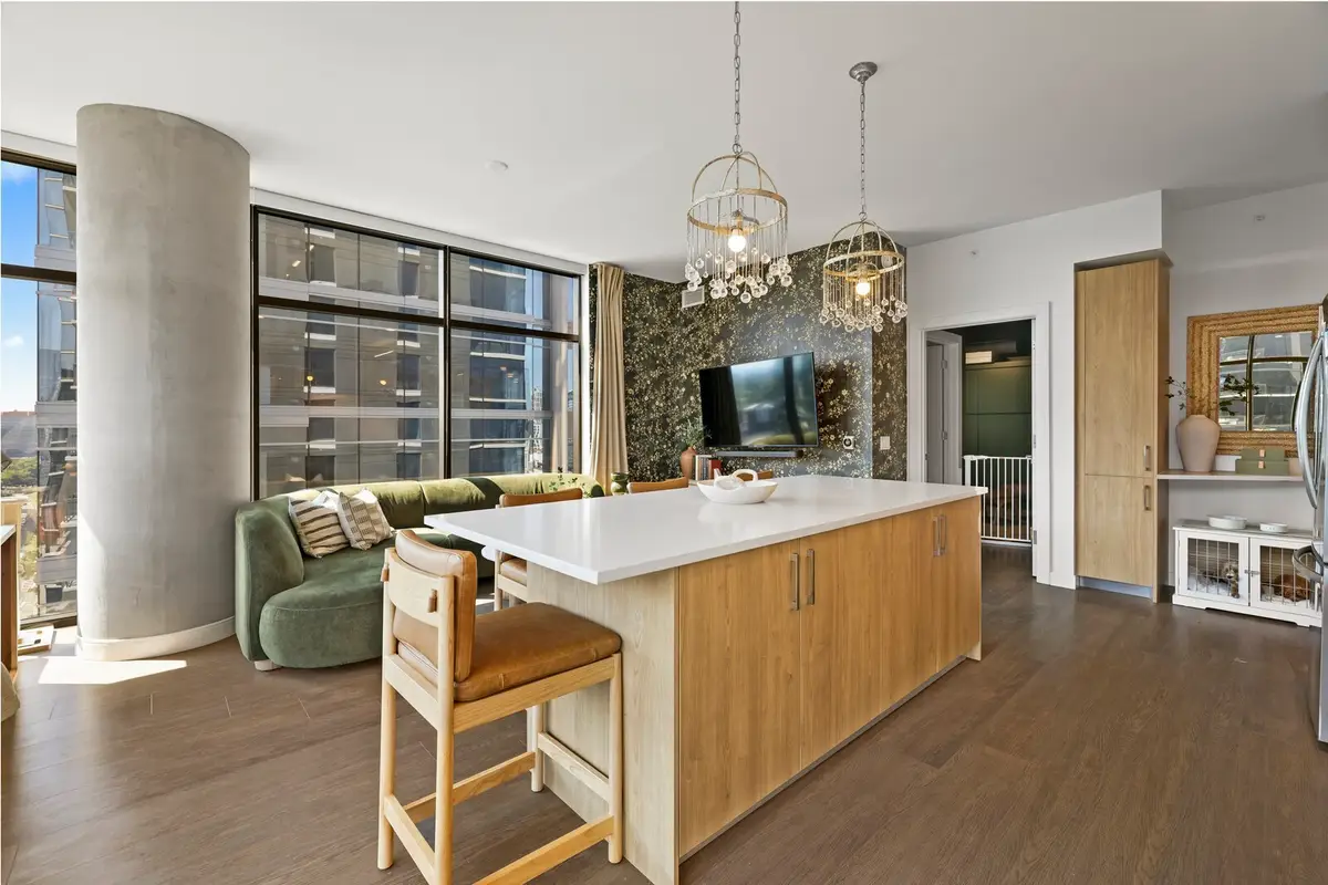 1212 Demonbreun St #1802, Nashville, TN 37203 - #1