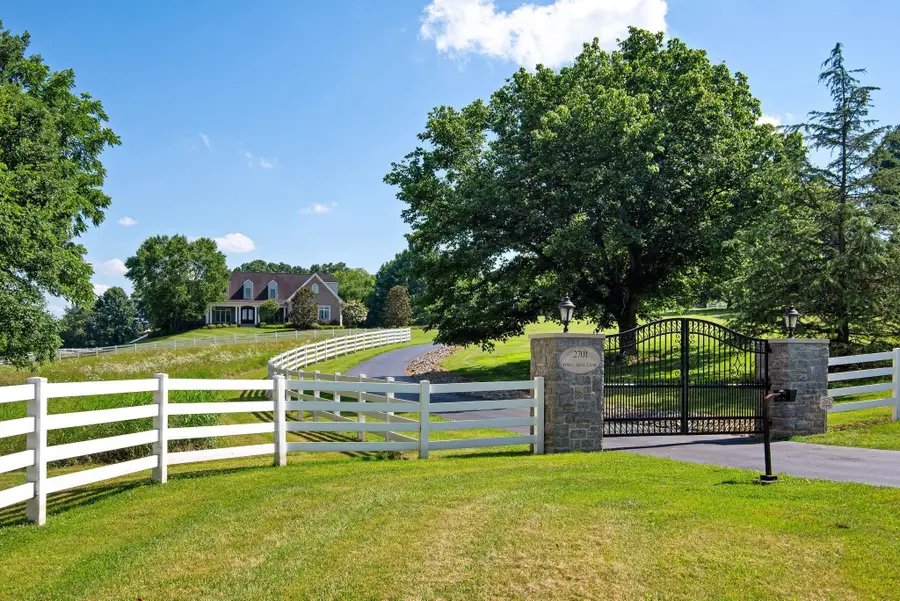 2701 Owl Hollow Rd, Franklin, TN 37064 - #2