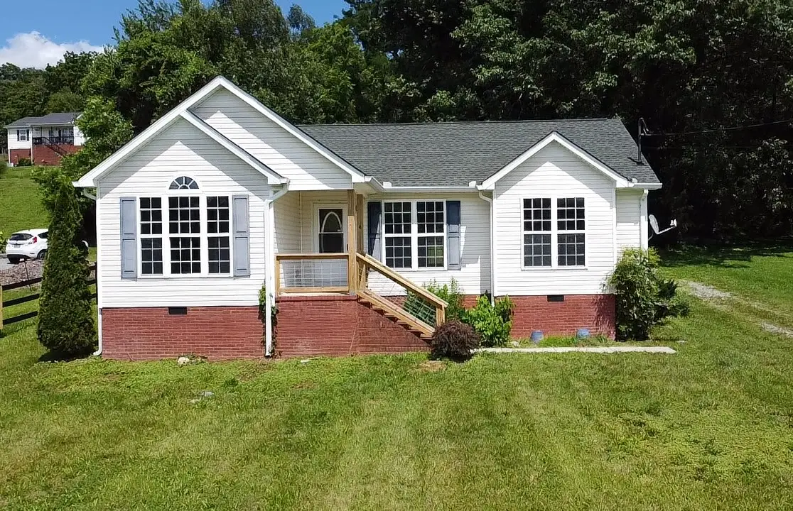 108 Sims Ave, Wartrace, TN 37183 - #1