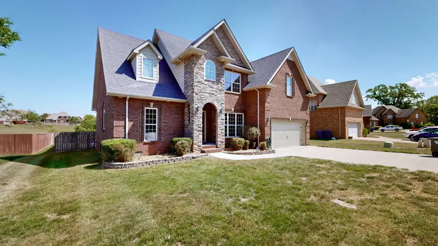 309 Retriever Ct, Clarksville, TN 37043 - #3