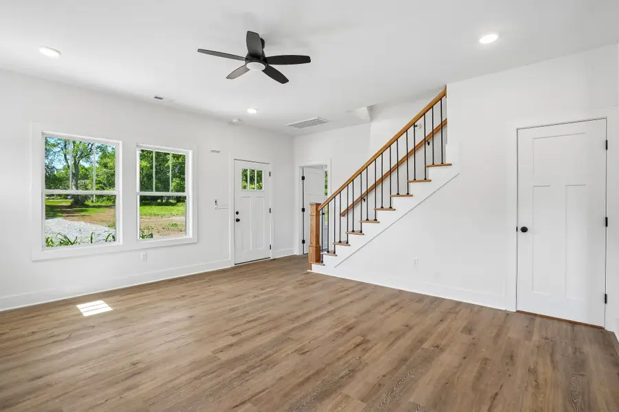 739 Rogers Rd, Gallatin, TN 37066 - #3