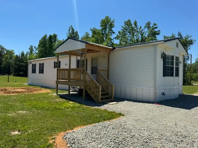 479 Horseshoe Bend Rd, Linden, TN 37096 - #1