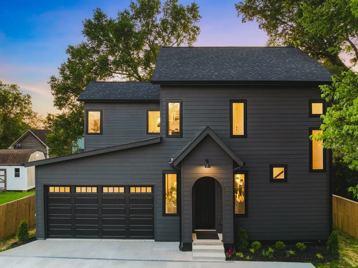 635B Freedom Pl, Nashville, TN 37209 - #1