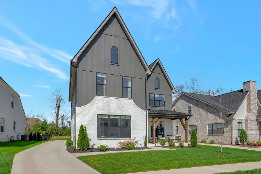 3270 Sassafras Ln, Thompsons Station, TN 37179 - #3