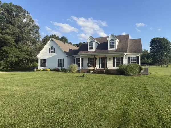1056 N Sumner Rd, Portland, TN 37148
