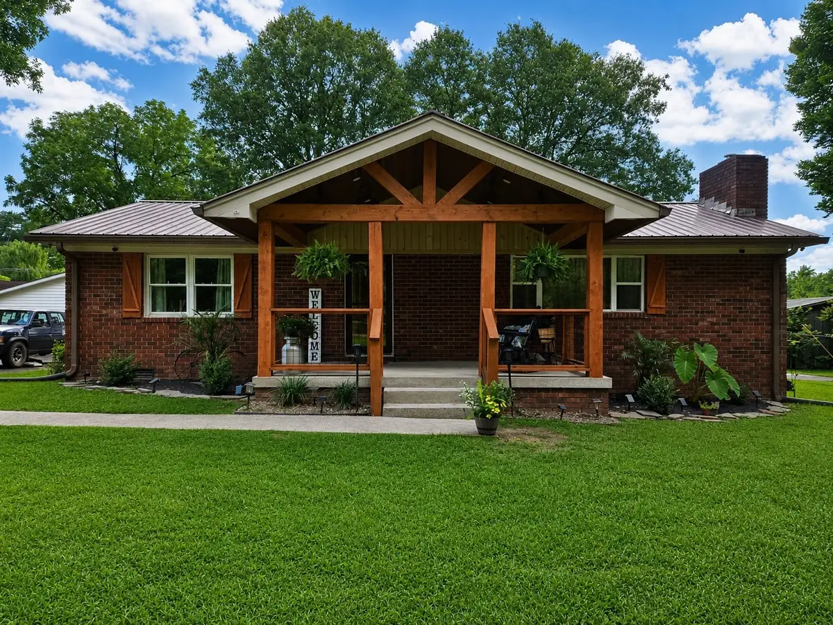 311 Chapman Chapel Rd, Pelham, TN 37366 - #1