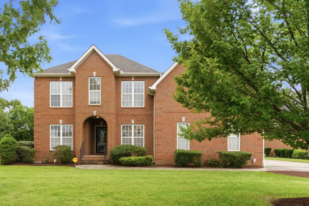 1939 Cliffview Ct, Murfreesboro, TN 37128 - #1