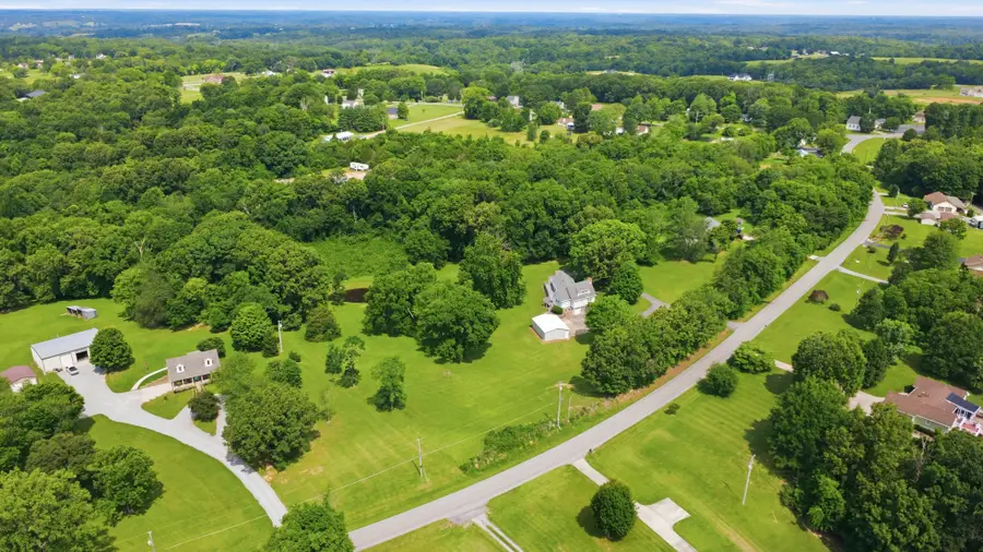 2100 Bearden Rd, Clarksville, TN 37043 - #2