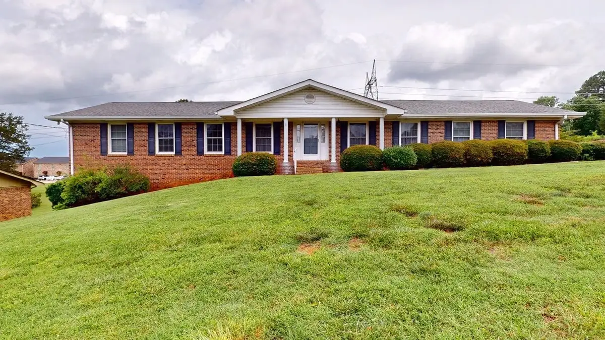 3955 Bow Street Ne, Cleveland, TN 37312 - #1