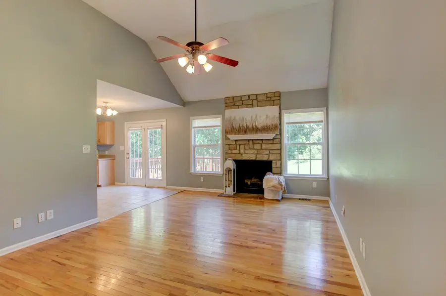 1492 Cedar Springs Cir, Clarksville, TN 37042 - #3