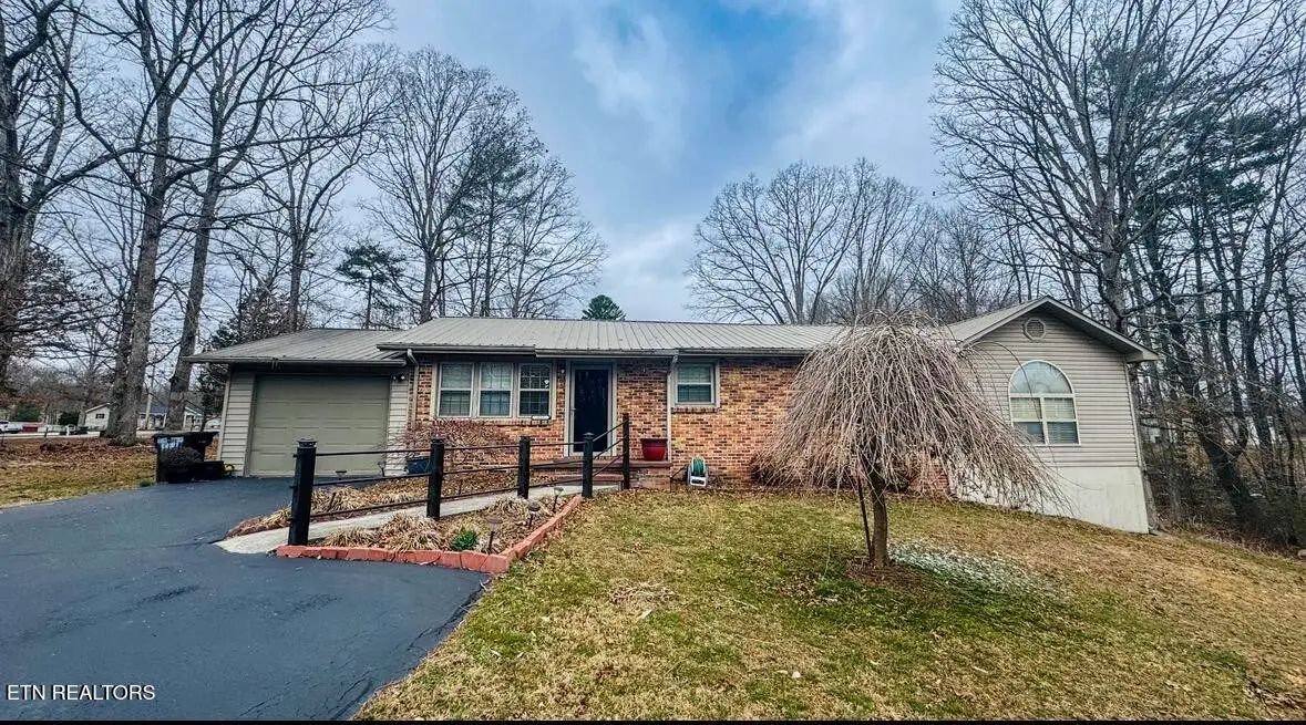 357 Pine Creek Rd, Oneida, TN 37841 - #1