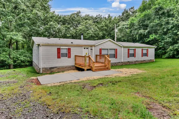 1252 West Rd, Clarksville, TN 37040