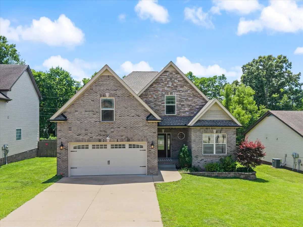 1496 Amberley Dr, Clarksville, TN 37043 - #1