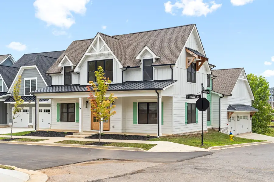 202 Gower St, Pleasant View, TN 37146 - #3