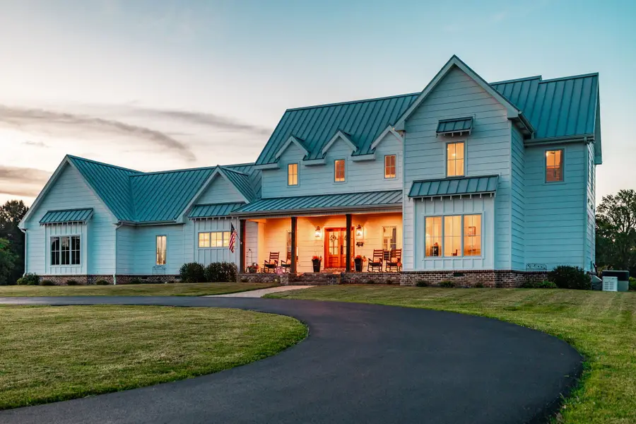 1151 Rogana Rd, Bethpage, TN 37022 - #2
