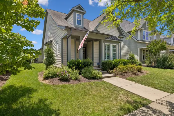 2816 Americus Dr, Thompsons Station, TN 37179