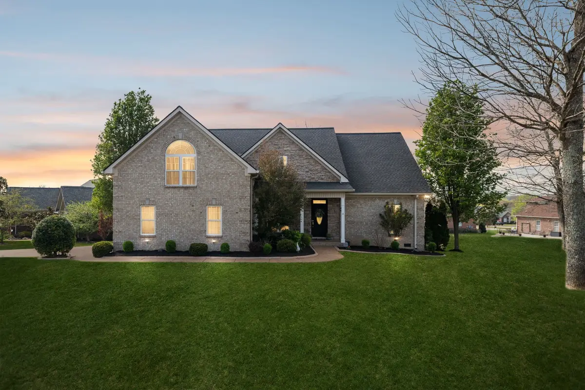 800 Harrisburg Ln, Mount Juliet, TN 37122 - #1