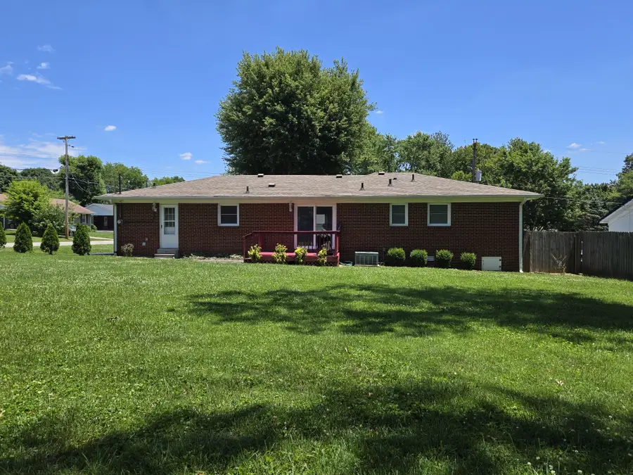 3401 Ginger Dr, Hopkinsville, KY 42240 - #2