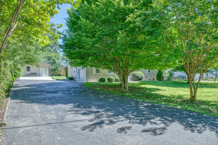 2085 Herbert Garrett Rd, Cookeville, TN 38506 - #3