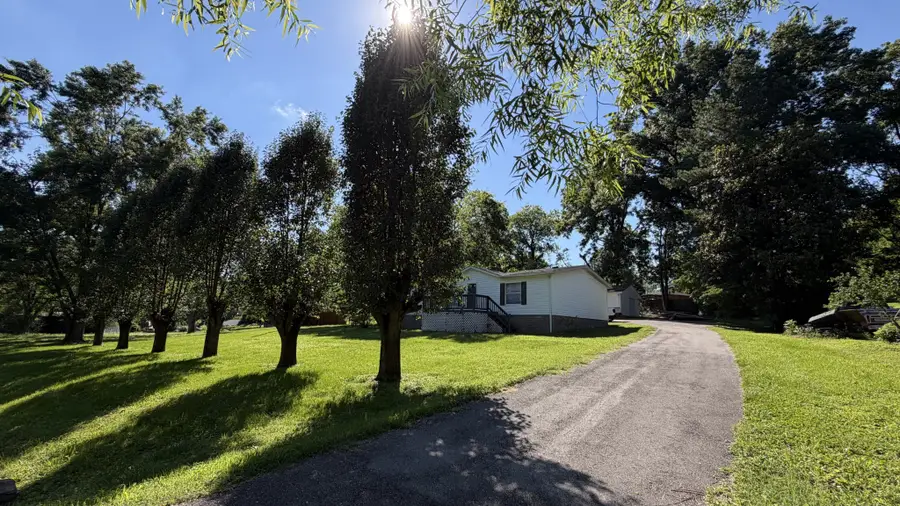 125 Fisher St, Goodlettsville, TN 37072 - #3