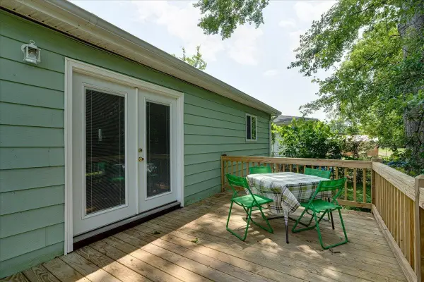 1303 E Sherry Drive, Rossville, GA 30741